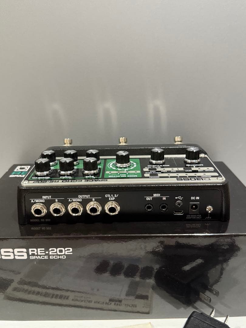 BOSS RE-202 space echo スペース エコー　エフェクター　r