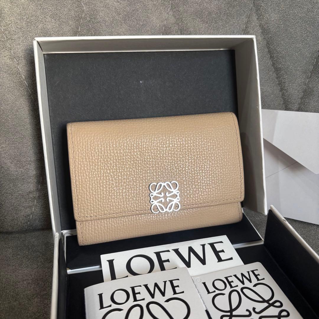 LOEWE ロエベ アナグラム 三つ折り ウォレット トライ フォールド