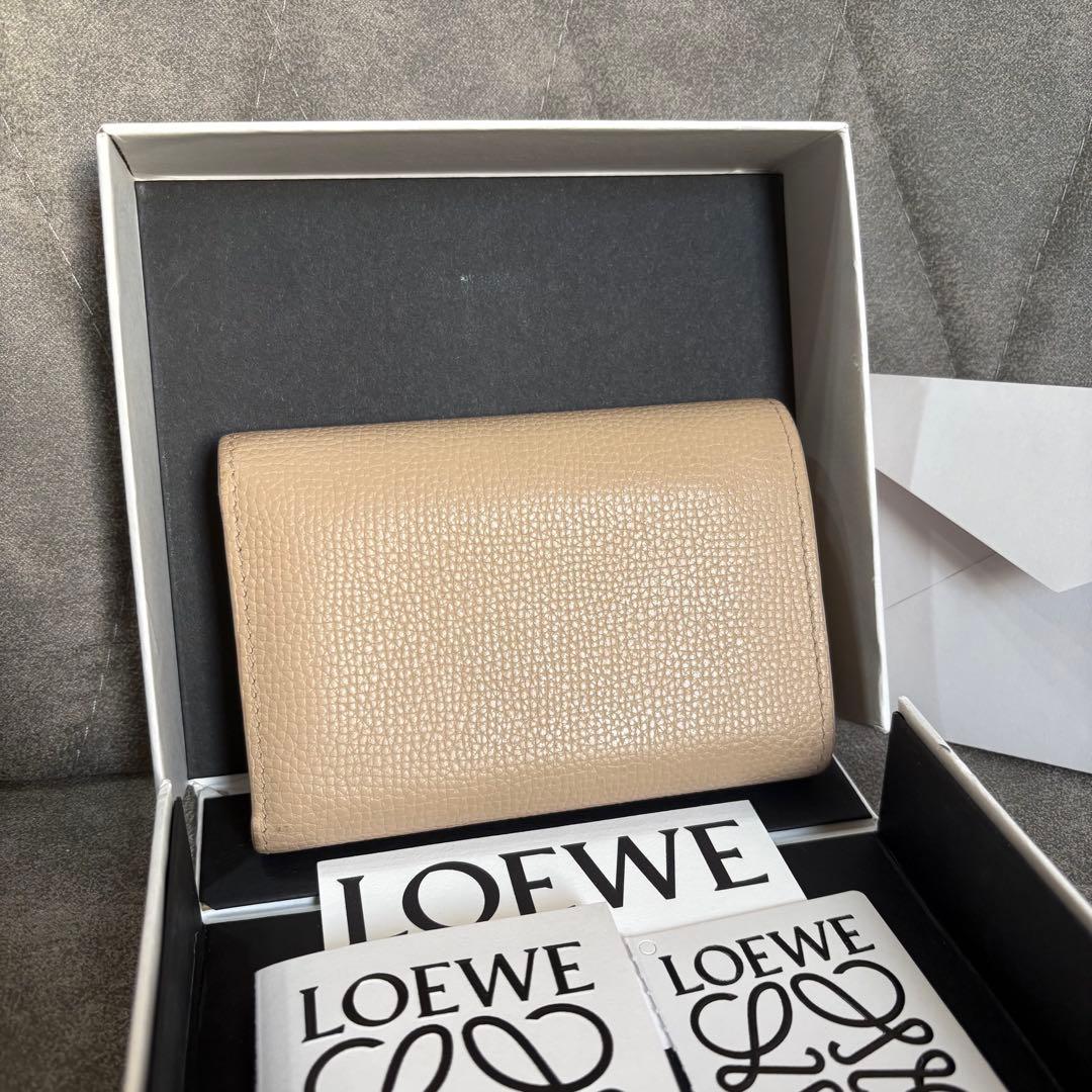 LOEWE ロエベ アナグラム 三つ折り ウォレット トライ フォールド