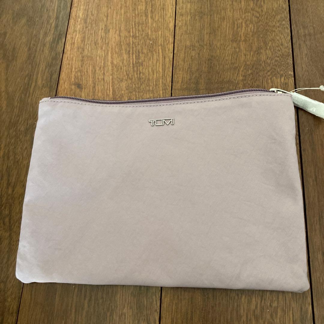 【新品未使用】TUMI 折りたたみバッグ ライトグレー