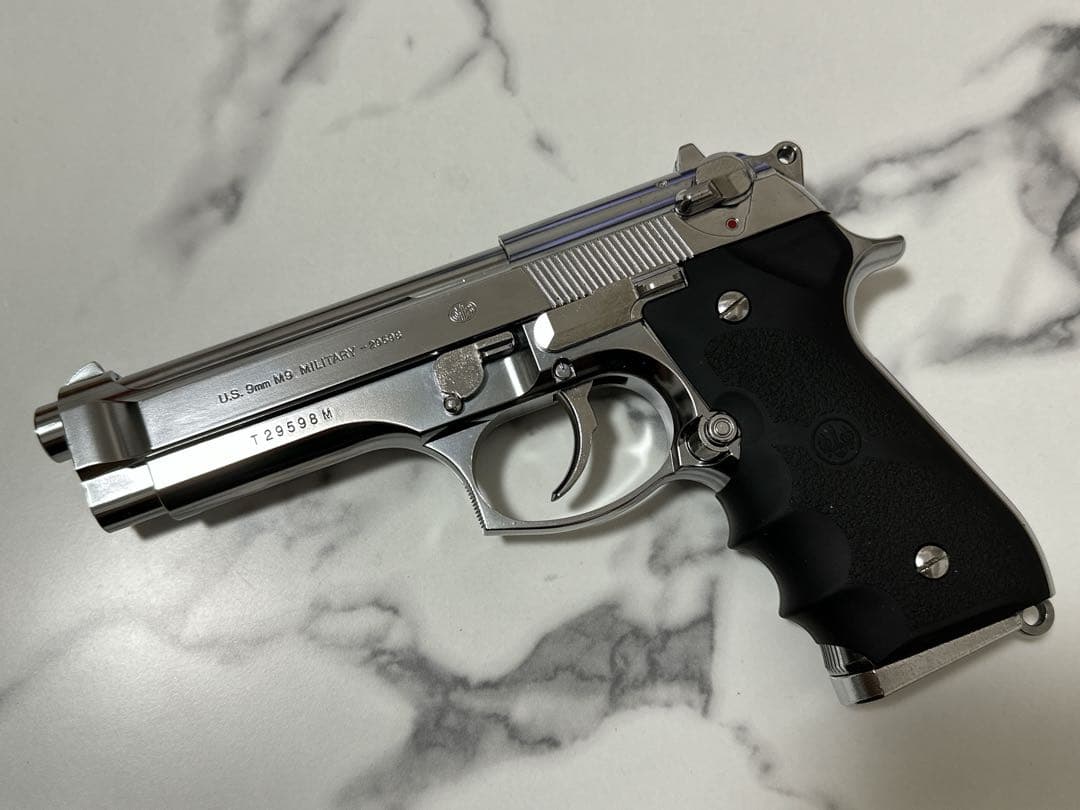 11月値下げ中〜M92F ガスガン 東京マルイ　18禁