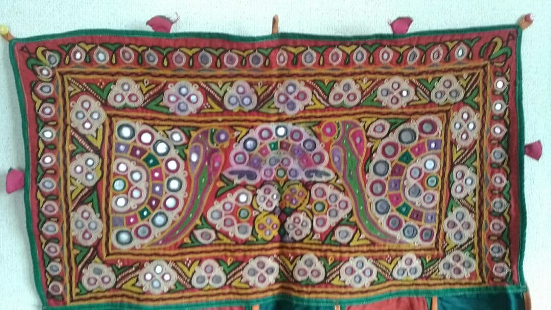 インドの壁掛け　アンティーク