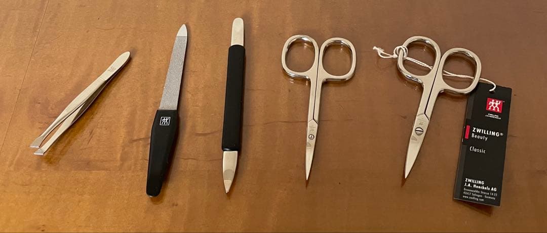 ツヴィリング ビューティーケア ５点セット ファスナー付き革ピンクケース