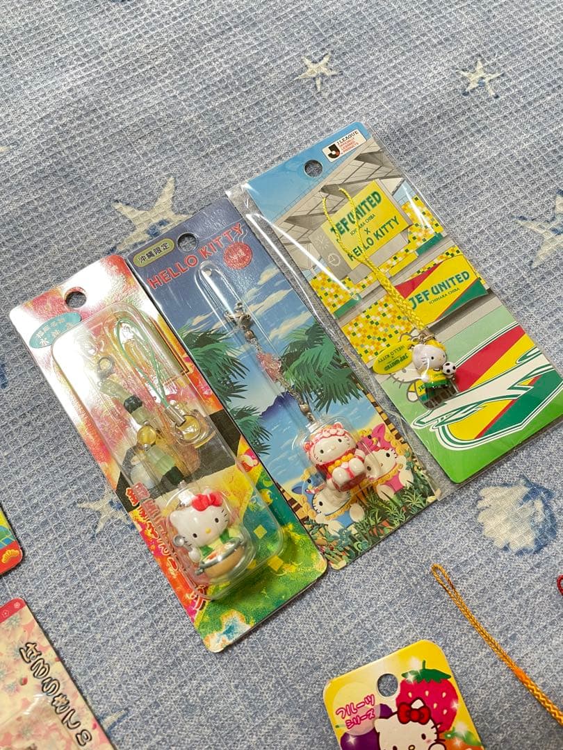 ハローキティ ファスナーマスコットキーホルダー 70個 その他8個