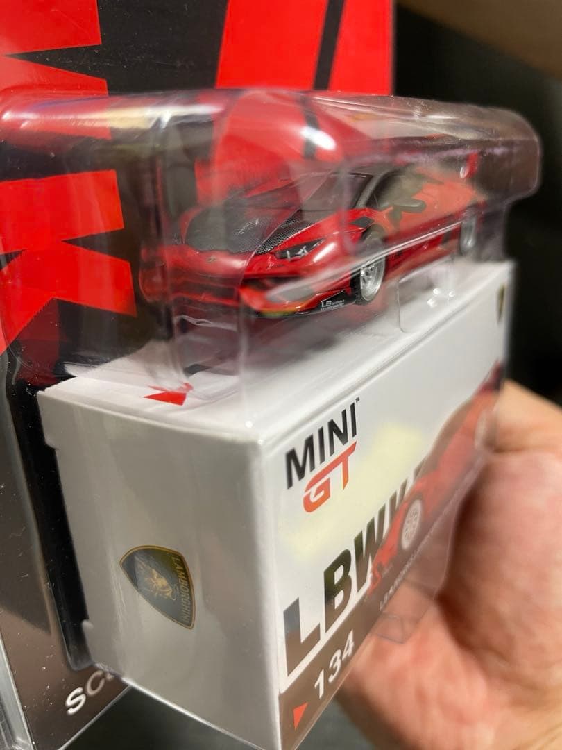 トイザらス MINI GT 141 LBWK ランボルギーニ ウラカン GT