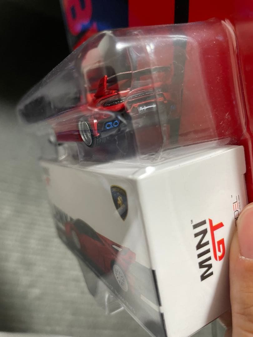 トイザらス MINI GT 141 LBWK ランボルギーニ ウラカン GT