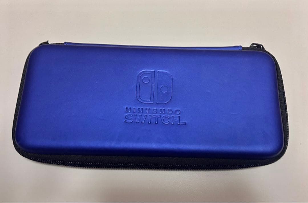 【中古品】Nintendo Switch microSD キャリングケース付き