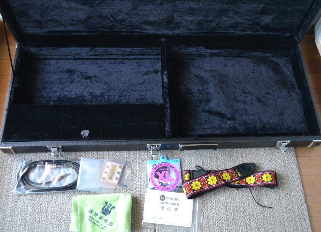 Mosrite モズライト 黒雲 エレキギターベンチャーズモデル値下げ