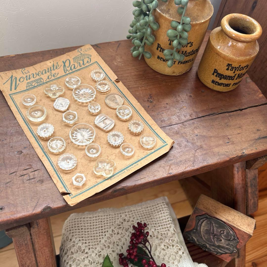 アンティーク　ガラスボタンシート