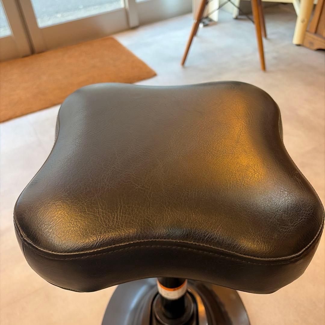 タカラベルモンド　YUME スツール　チェア