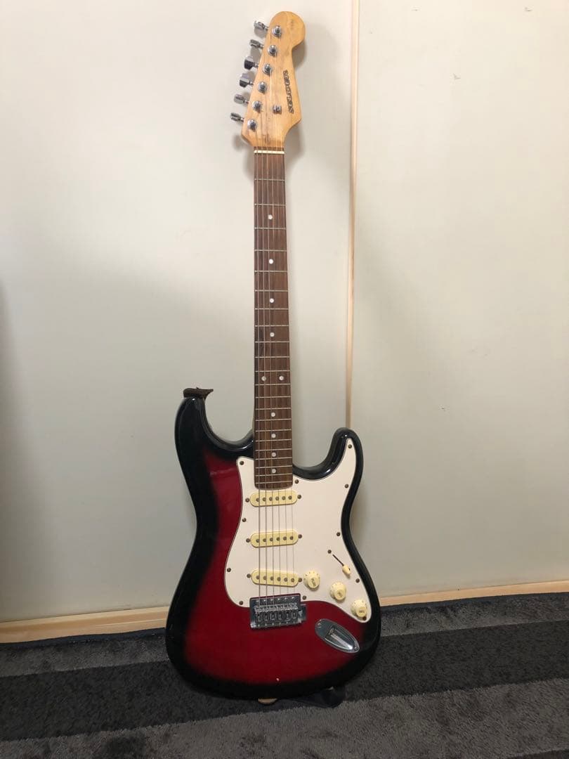 中古品　エレキギター