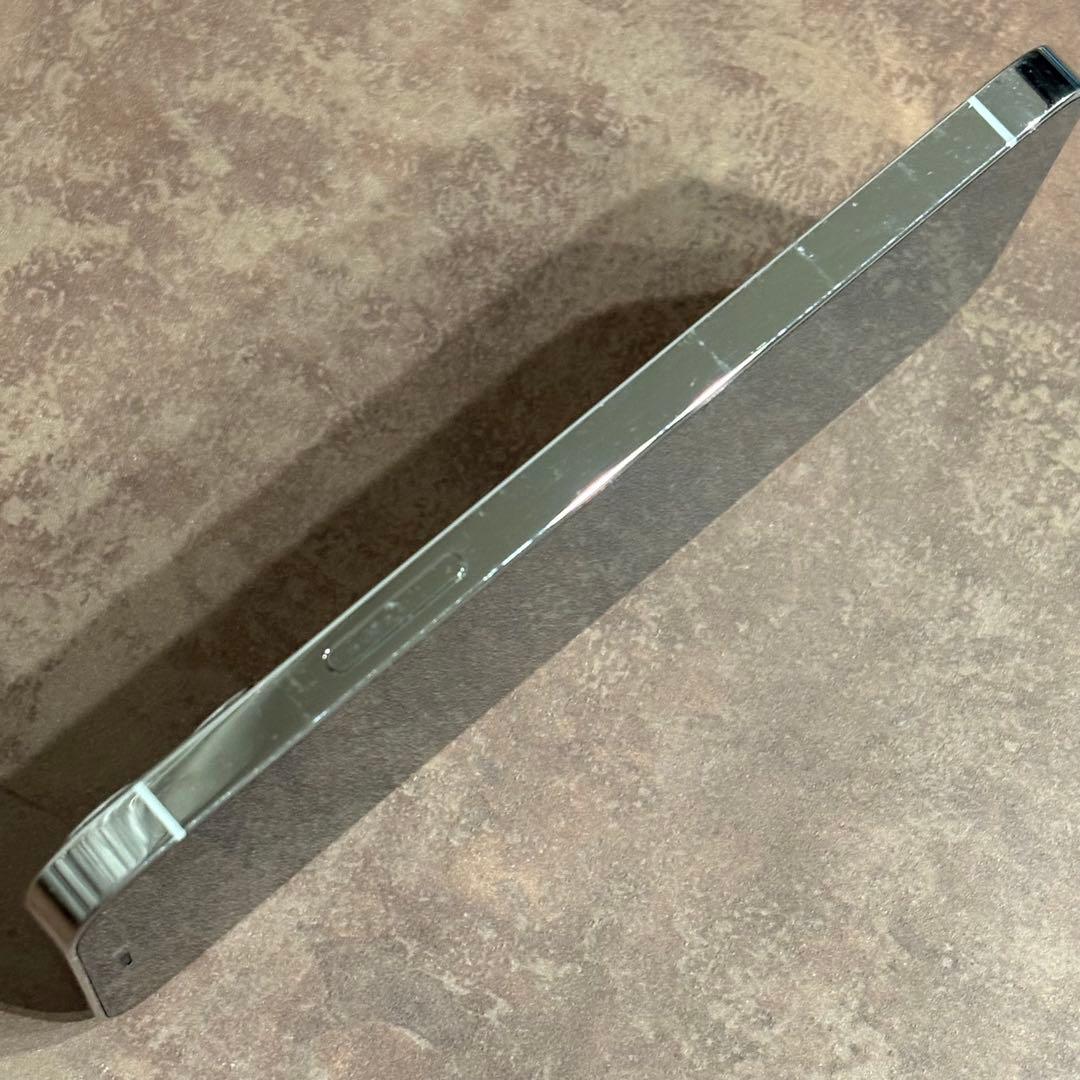 iPhone 12 Pro シルバー 256GB SIMフリー 初期化済み