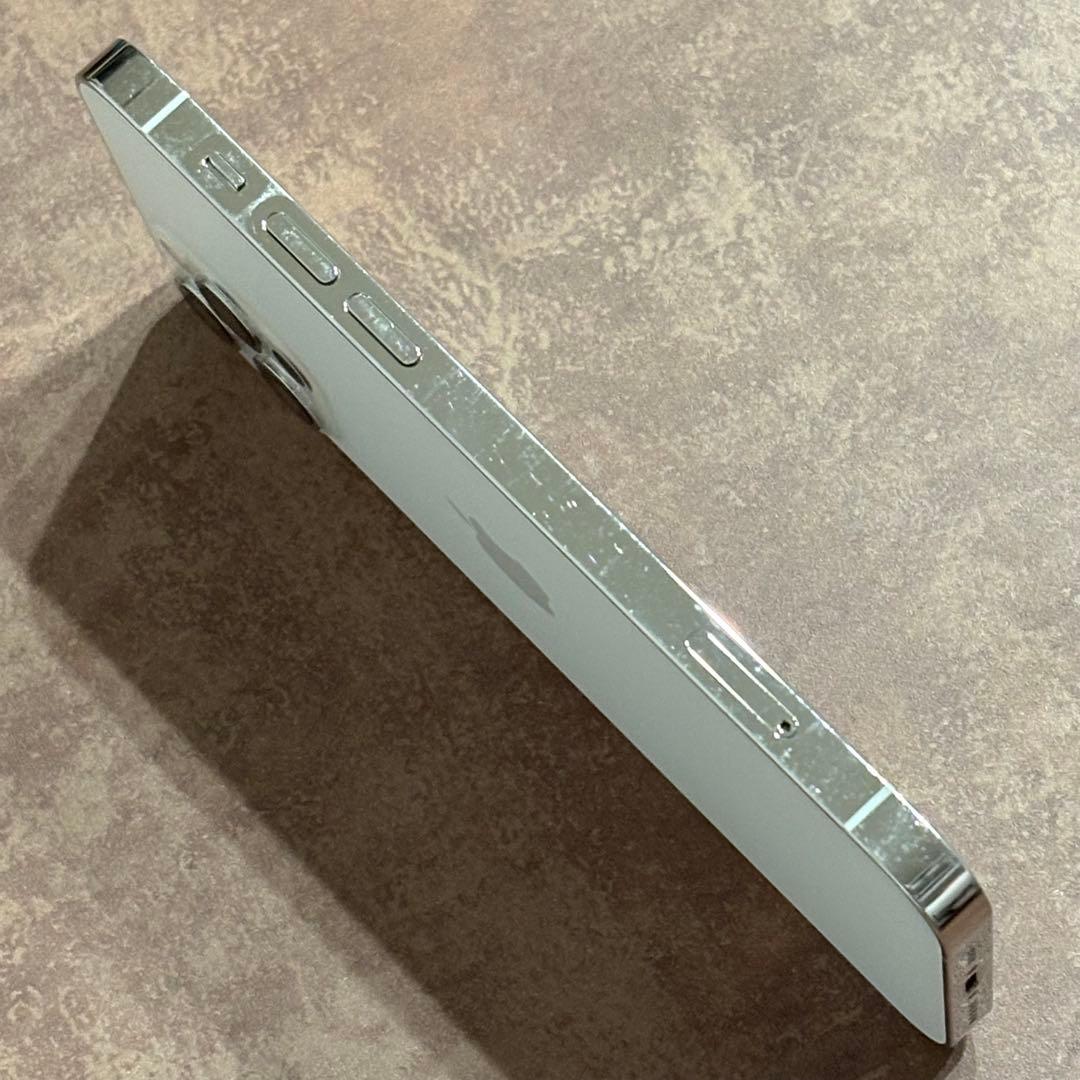 iPhone 12 Pro シルバー 256GB SIMフリー 初期化済み