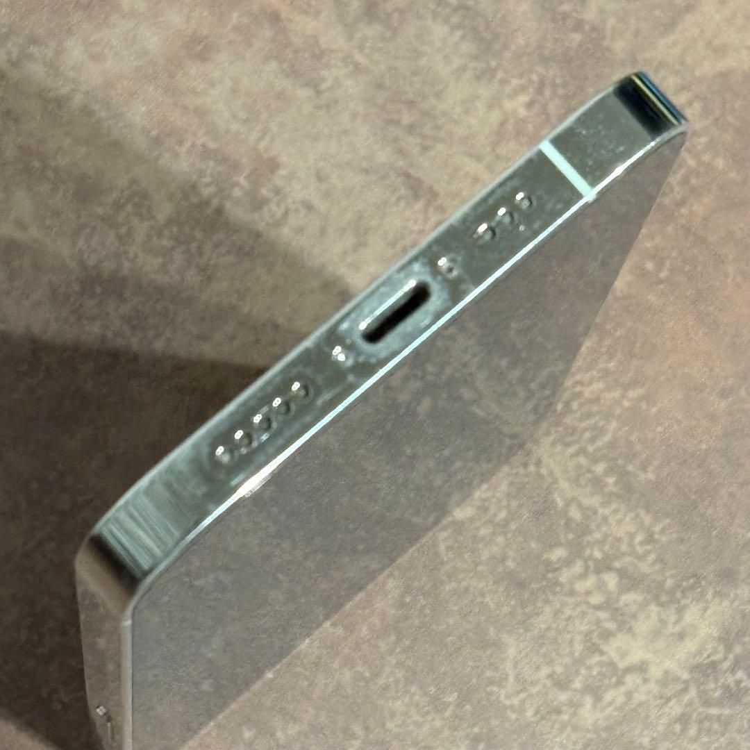 iPhone 12 Pro シルバー 256GB SIMフリー 初期化済み