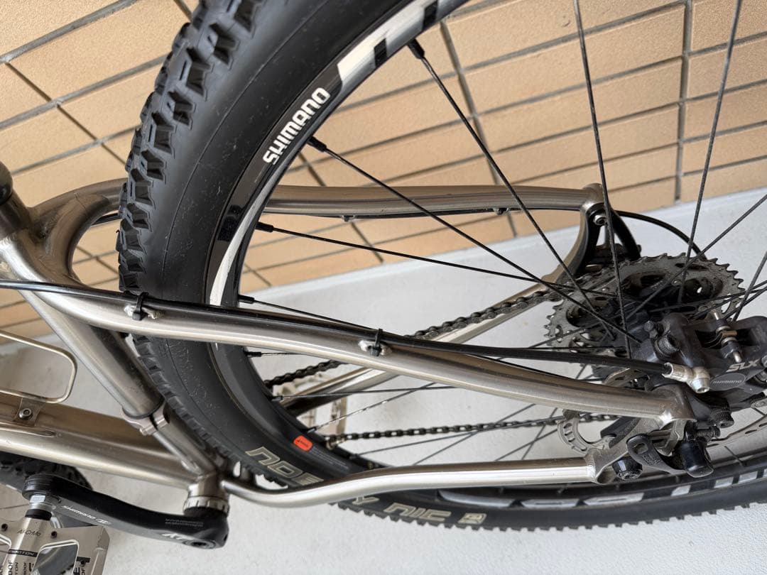 サルサ（Salsa）の El Mariachi Ti（チタン） マウンテンバイク