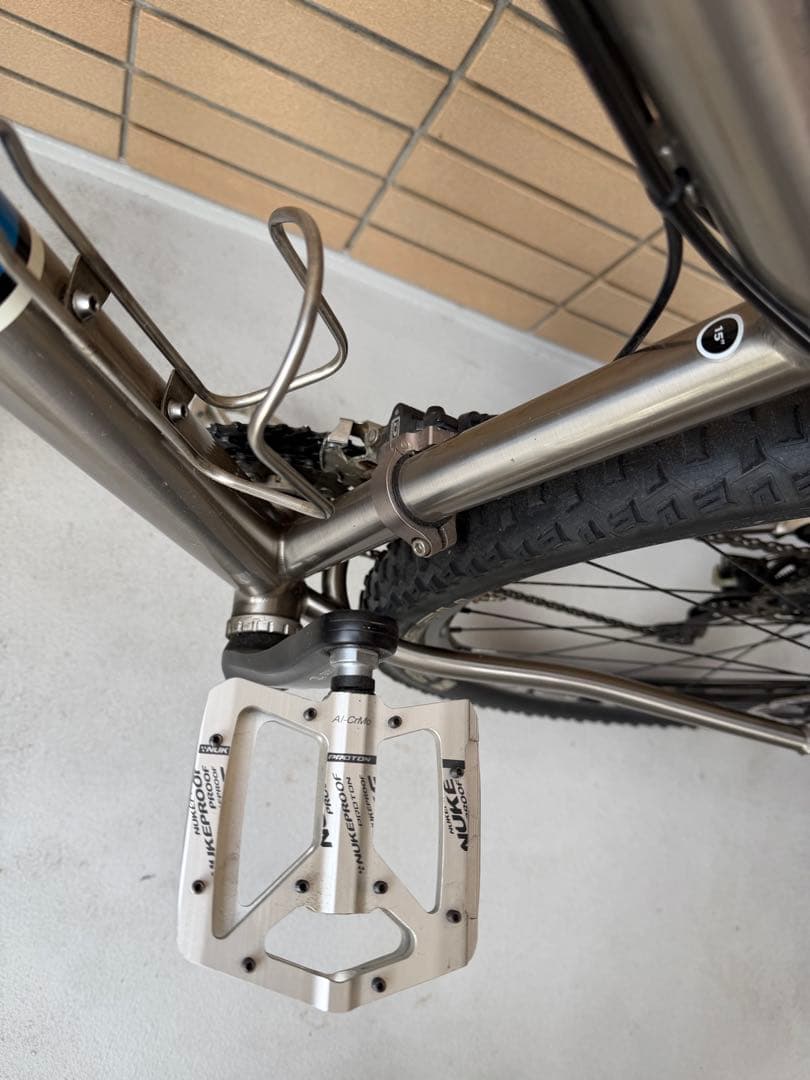 サルサ（Salsa）の El Mariachi Ti（チタン） マウンテンバイク