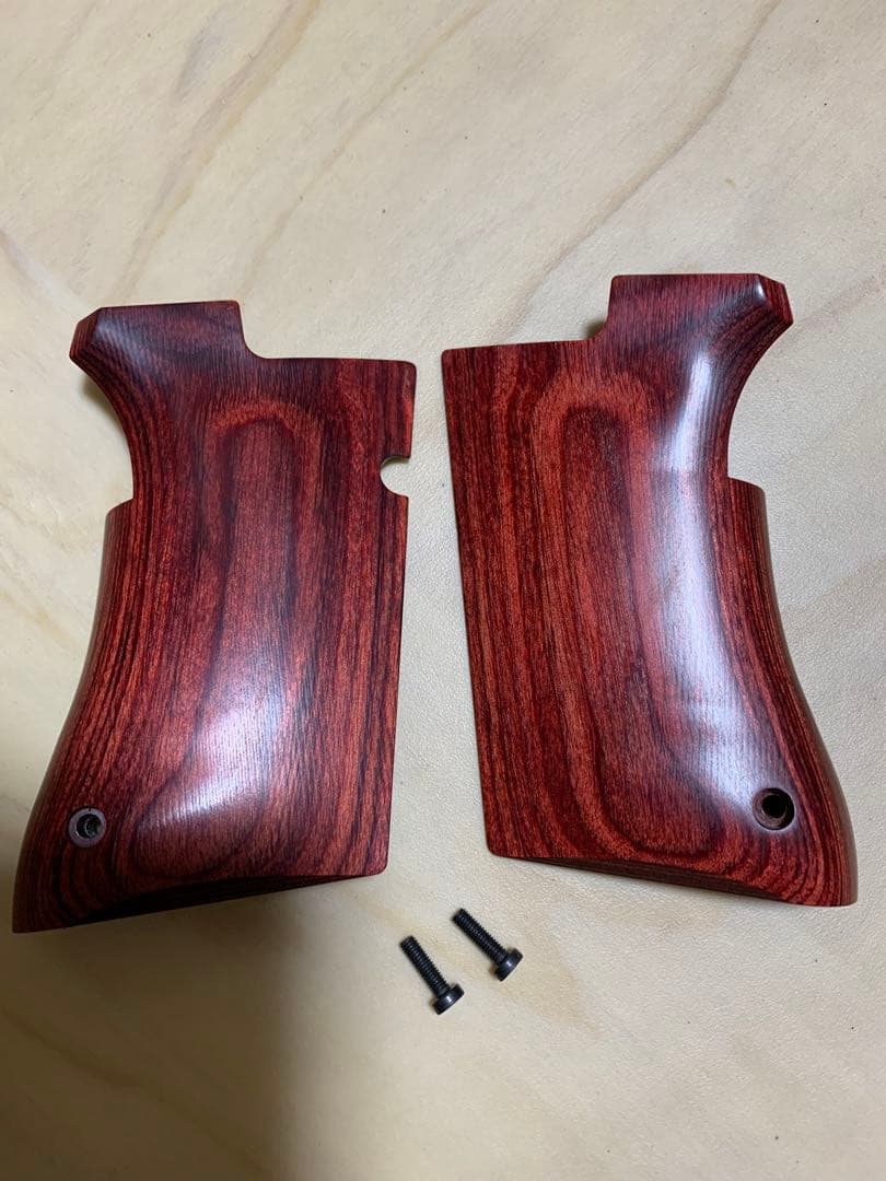 美品木製グリップ/東京マルイデザートイール.50AE/スムーズ/レッド　薄型