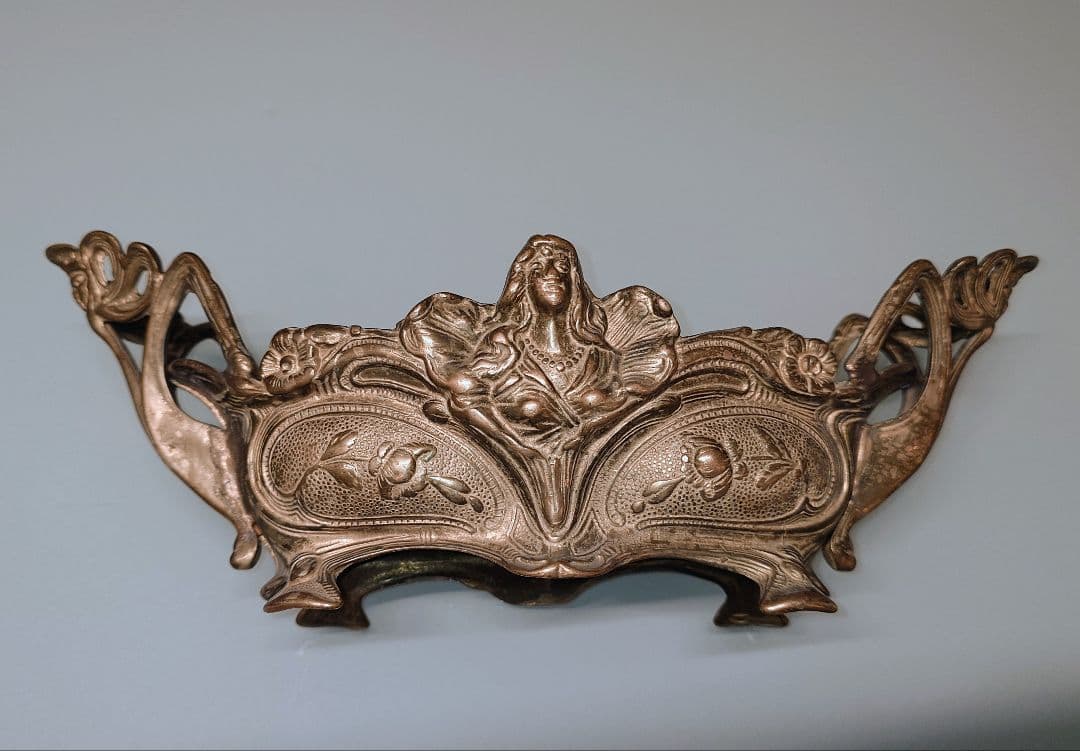 真鍮製アンティークジャルディニエール　アールヌーボーデザイン