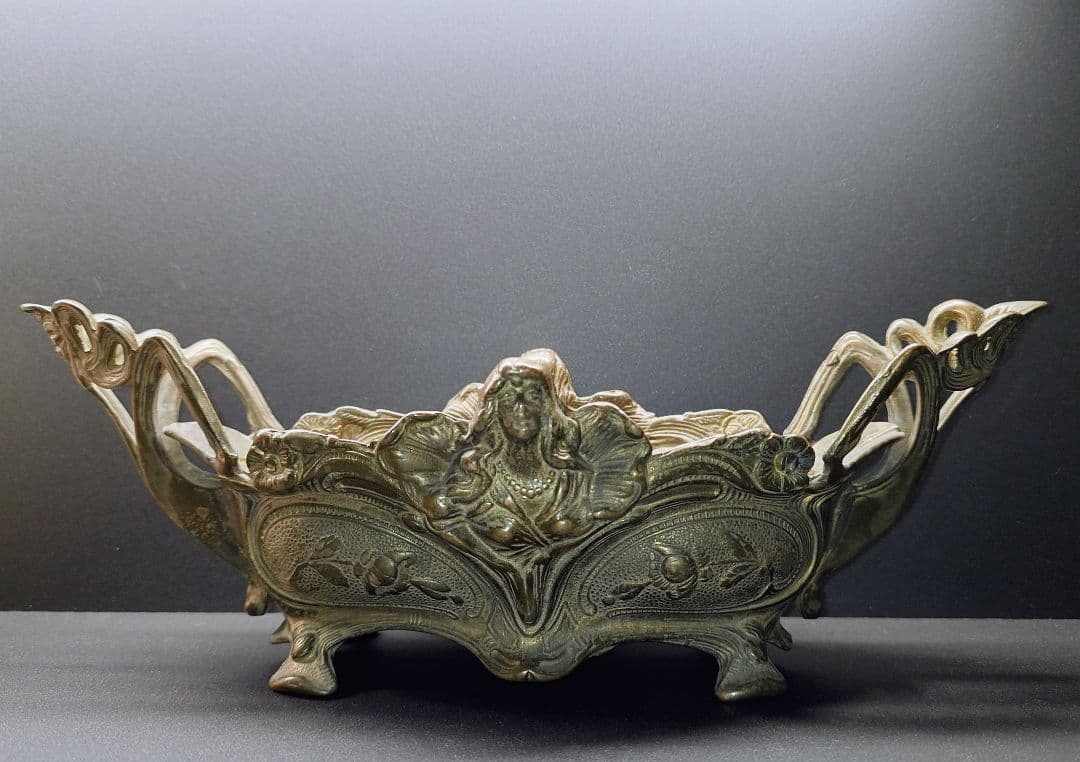 真鍮製アンティークジャルディニエール　アールヌーボーデザイン