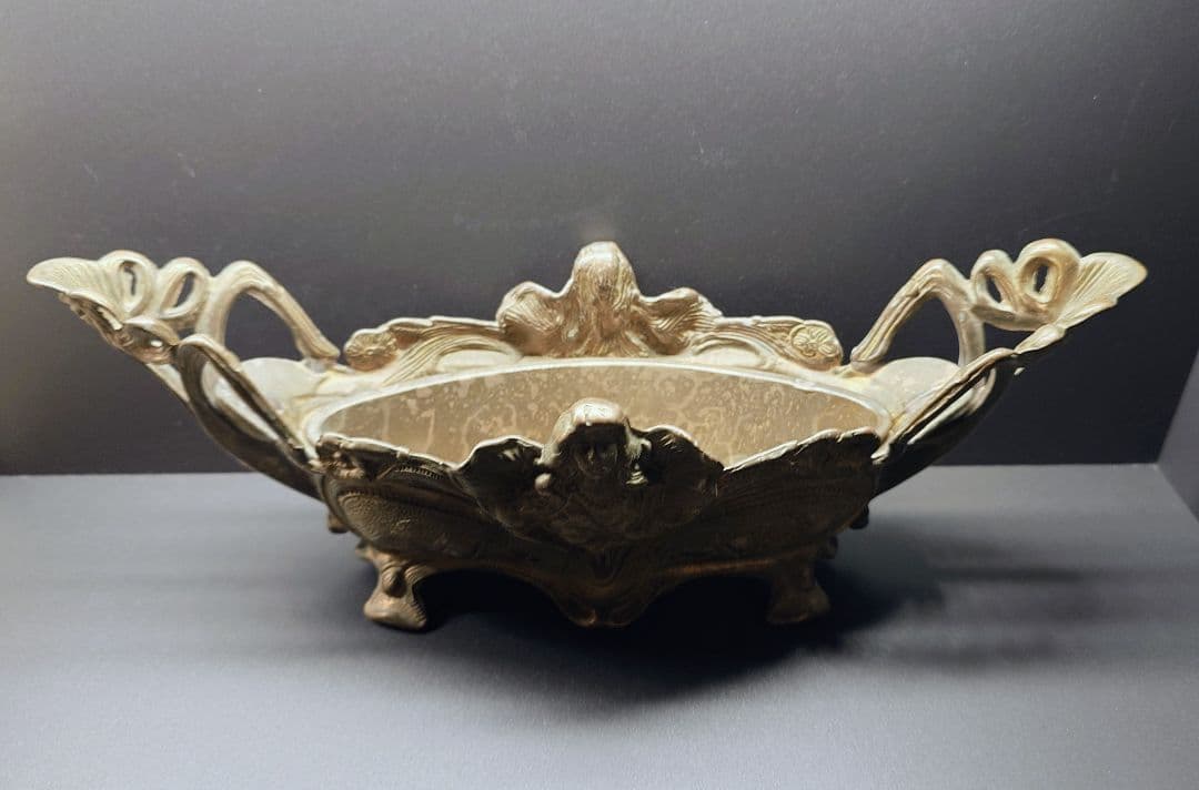 真鍮製アンティークジャルディニエール　アールヌーボーデザイン