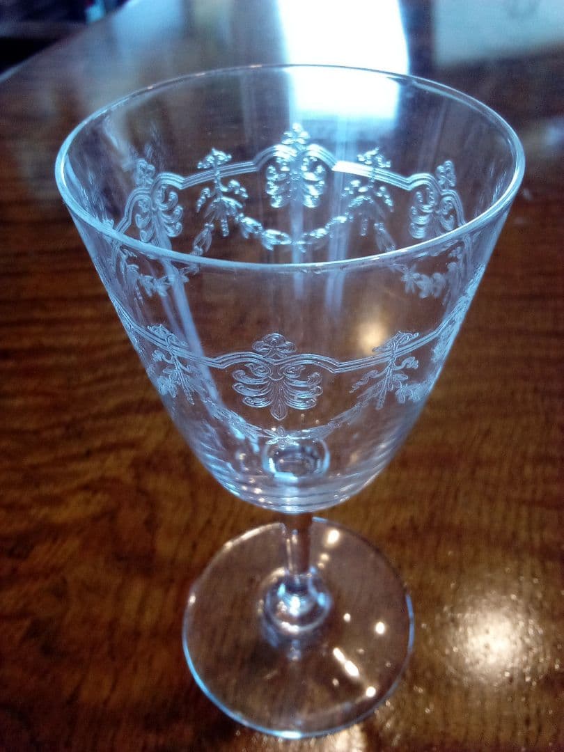 フランス オ—ルドバカラ ワイングラス 「ボ—アルネ」