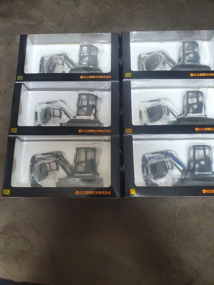 日立建機 ZX35U 油圧ショベル ミニモデル　フィギュア