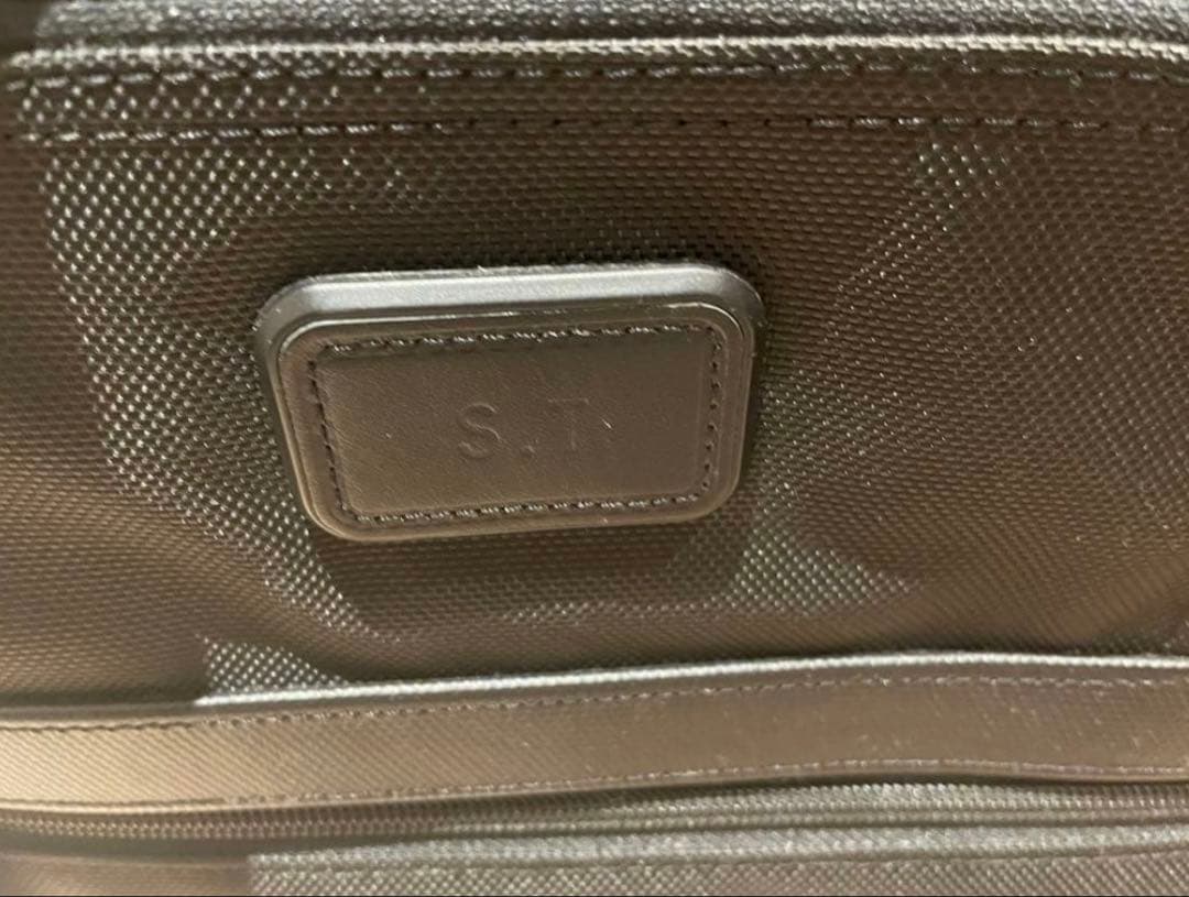 TUMI デラックス・4ウィール・ラップトップ・ケース・ブリーフ