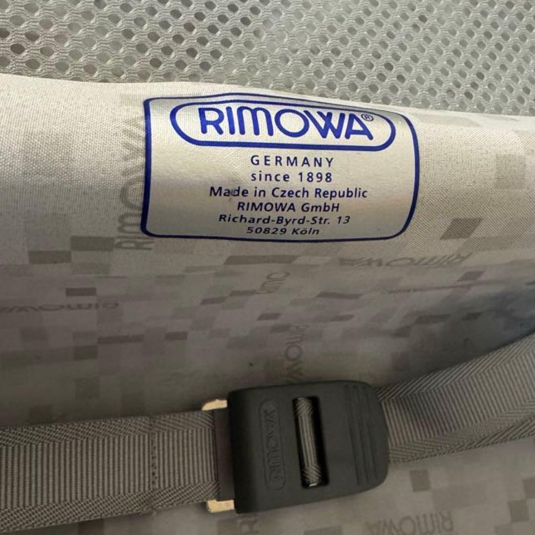 [リモワ] キャリーバッグ Salsa 23L 1-2日 ブラウン