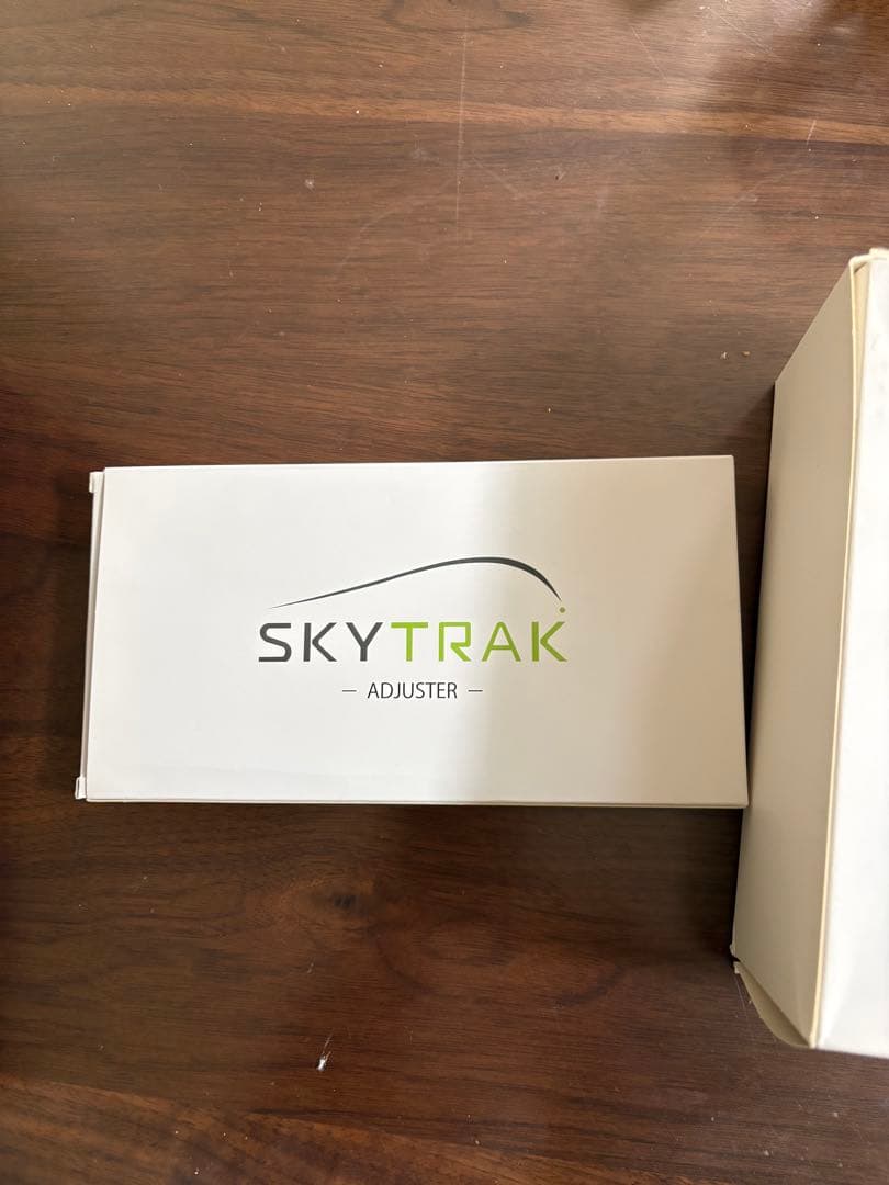 SkyTrak ゴルフ用距離計 箱付き