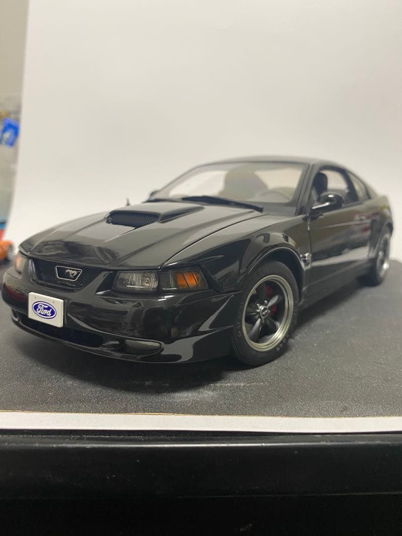 【希少】【BULLITT】オートアート フォード マスタング 1/18 黒