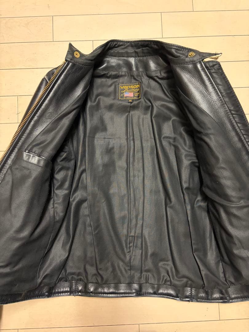 VANSONシングルライダースジャケットブラック/ホワイト/ブラックsize38