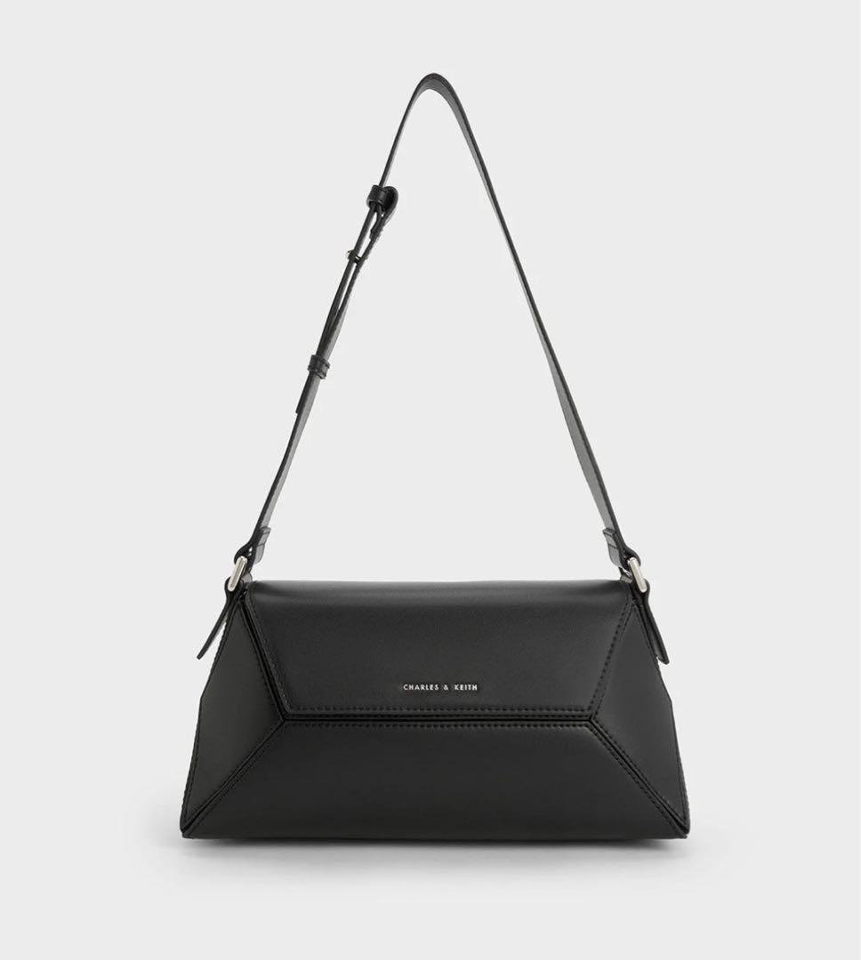 CHARLES & KEITH Nasrin ナスリン　ショルダーバッグ