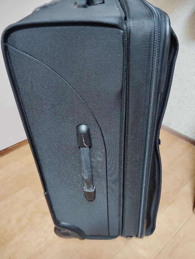 トゥミ キャリーバッグ　スーツケース　ビジネス　出張　22026 81L 大容量