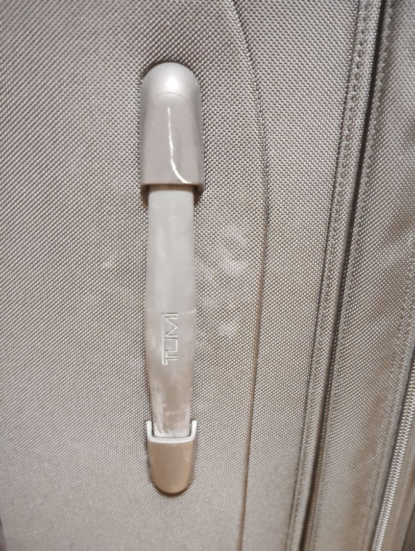 トゥミ キャリーバッグ　スーツケース　ビジネス　出張　22026 81L 大容量