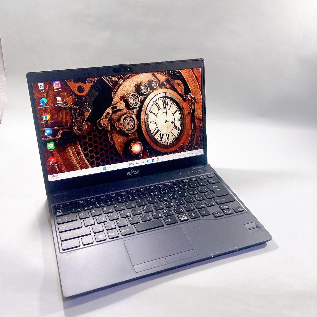 w126✨美品/ 超軽量 /爆速SSD/事務作業に快適✨すぐ使えるノートパソコン