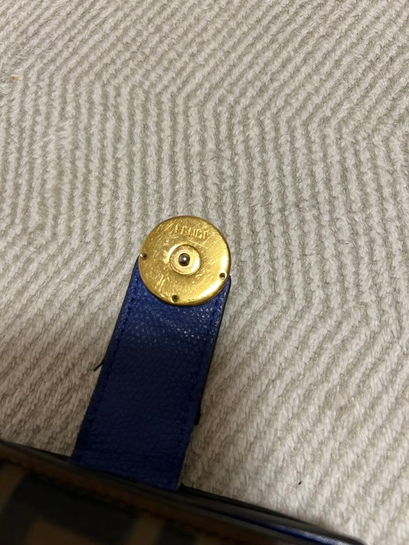 ス*ミ様 FENDI 二つ折り財布 FFロゴ ブラウン/ブルー 箱付き