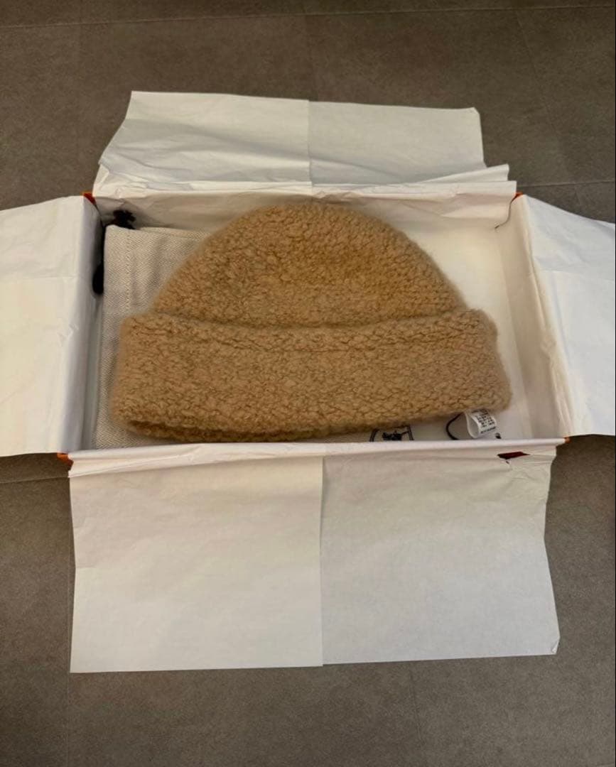 新品　エルメス　ニット帽