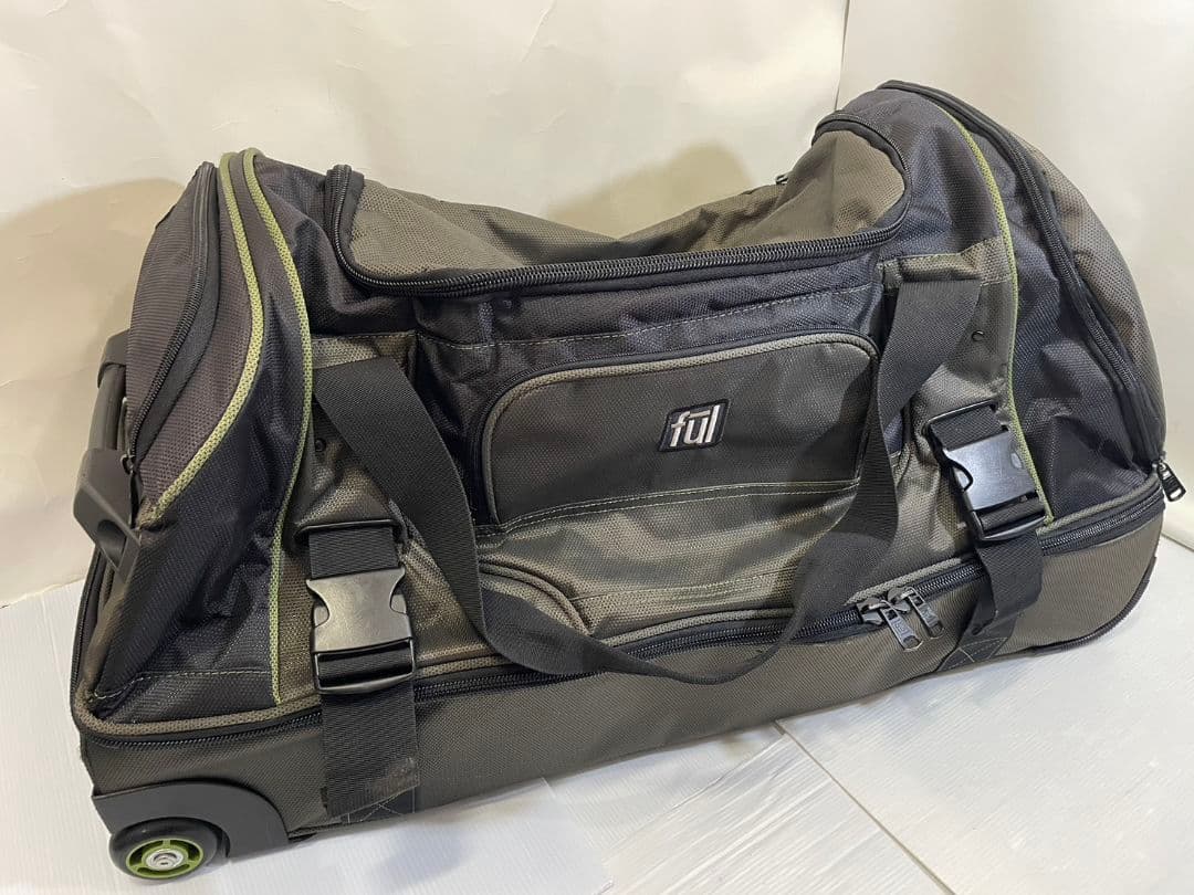 FUL　キャリーバッグ　スーツケース　黒