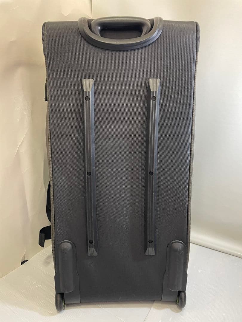 FUL　キャリーバッグ　スーツケース　黒