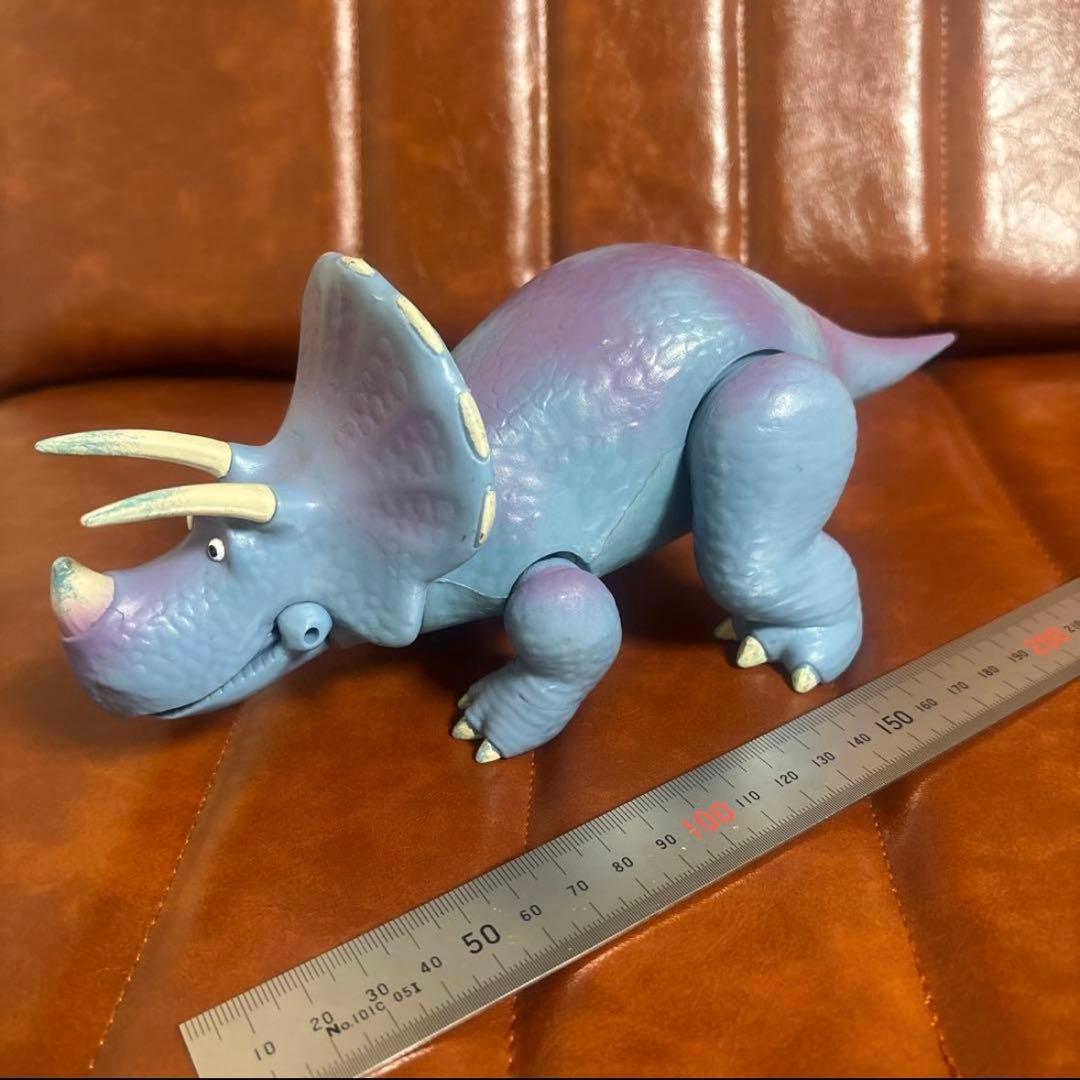 ディズニー　トイストーリー　トリクシー 最大　サイズ　アクション　フィギュア
