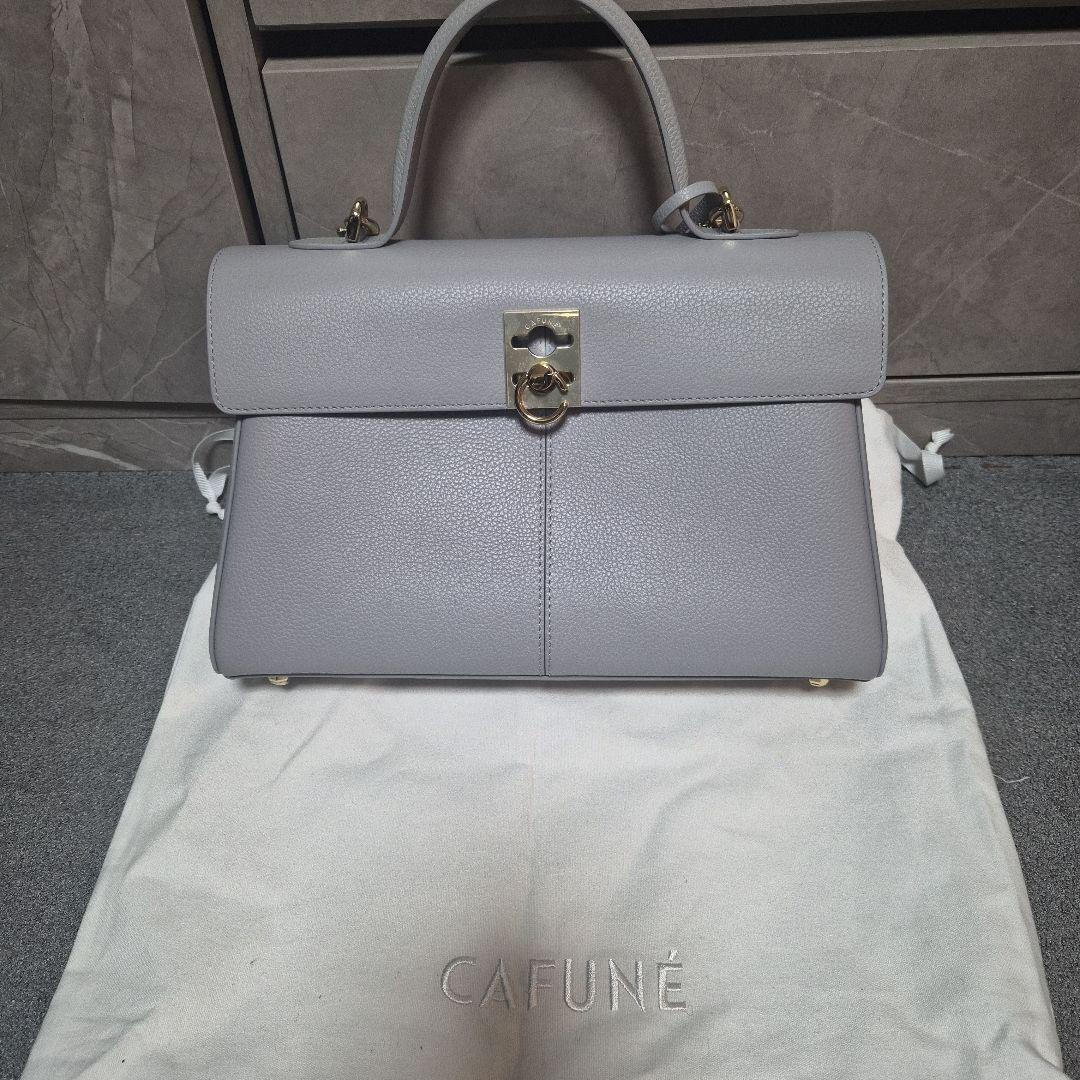 CAFUNÉ ブルーグレー レザー ショルダーバッグ