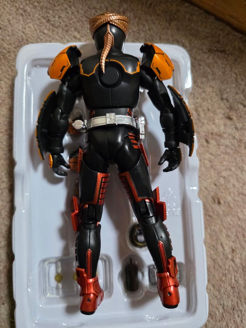 真骨彫　仮面ライダーオーズ　ブラカワニコンボ