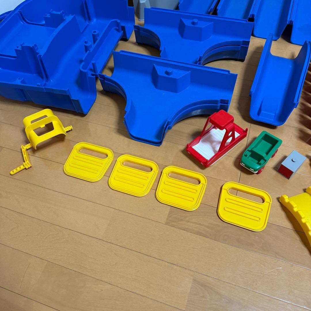 ボーネルンド アクアプレイ 大量 パーツ セット マウンテン ワールド 欠品あり