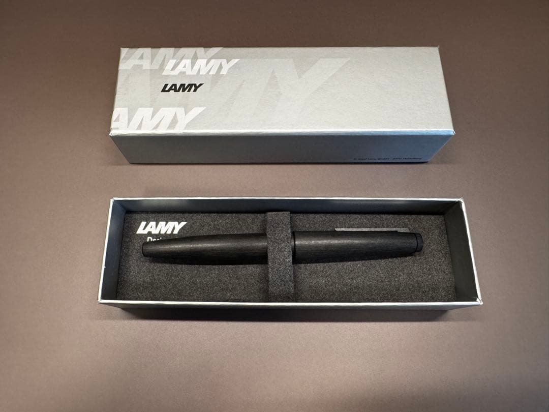 LAMY ブラック 万年筆箱付き