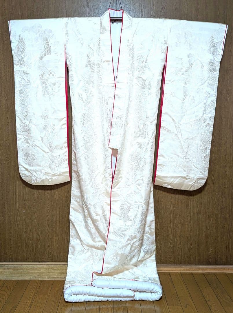 和装婚礼花嫁様 白無垢セット 赤フキ比翼