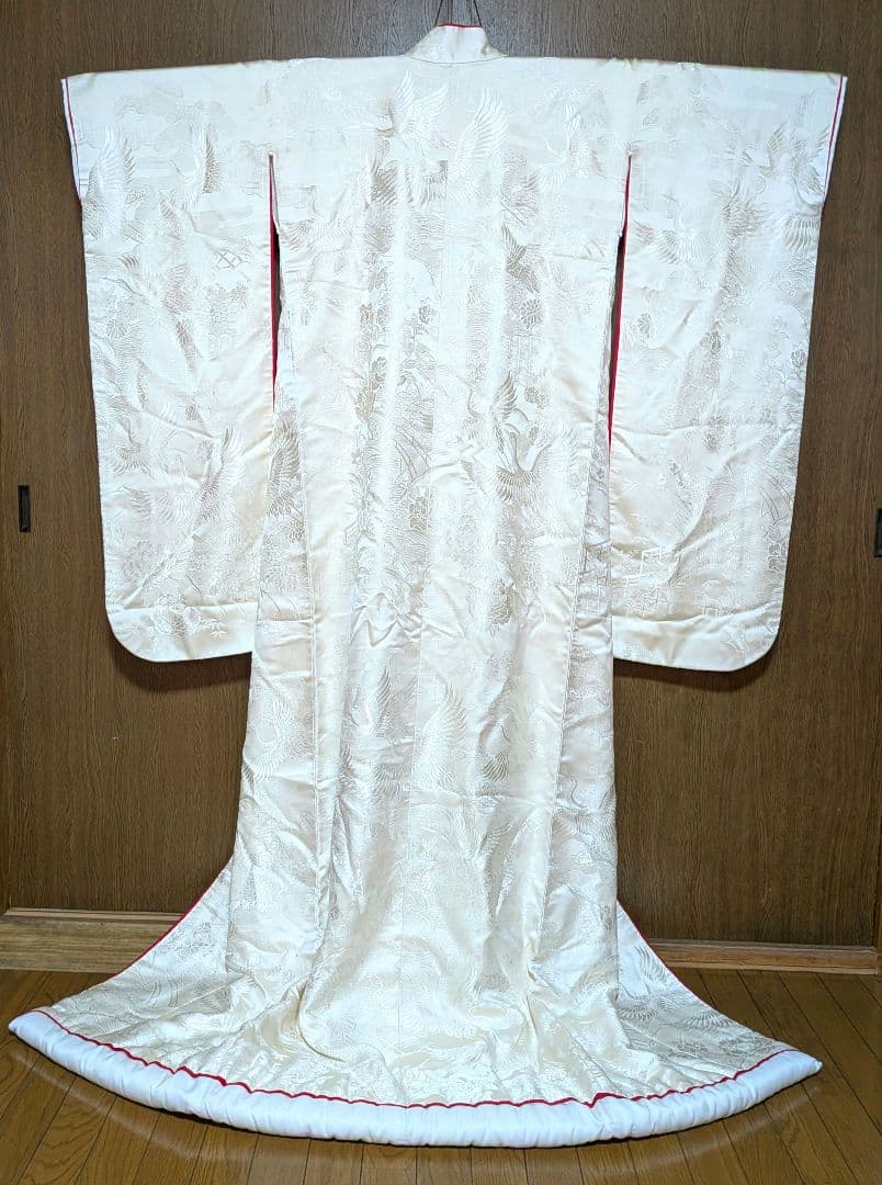 和装婚礼花嫁様 白無垢セット 赤フキ比翼