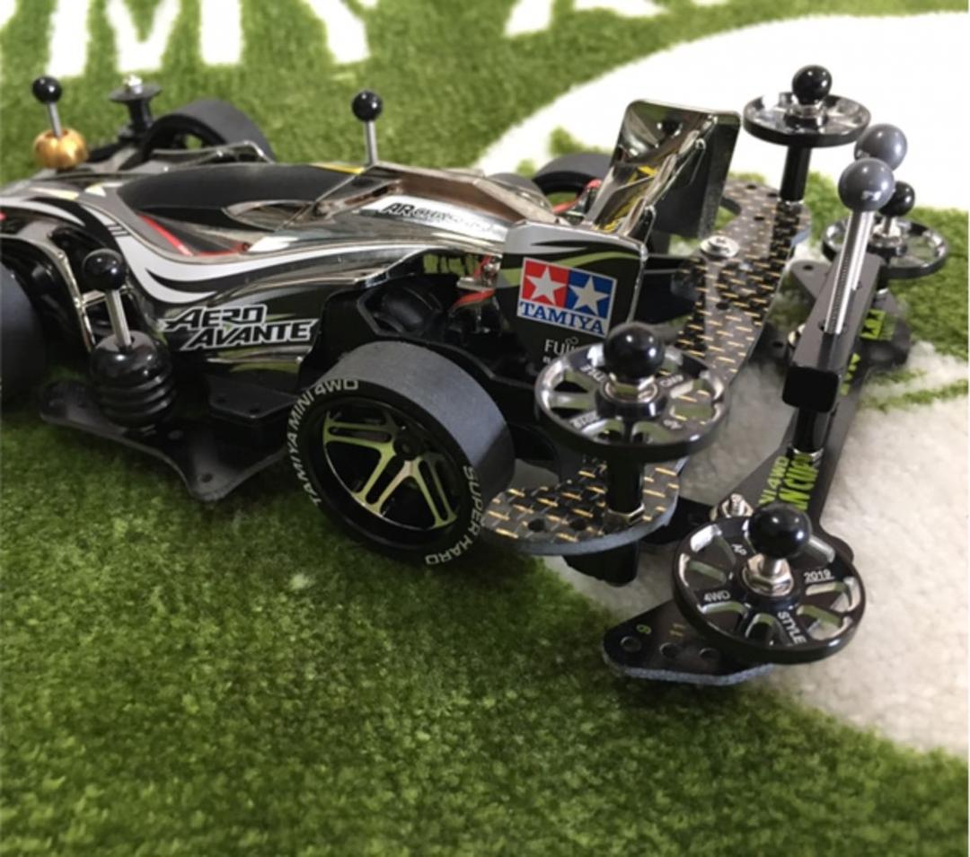 ミニ四駆 エアロアバンテ ブラック メタリック フルカスタム  1 作成中
