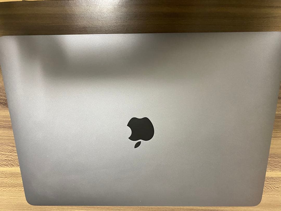MacBook Pro 13インチ大容量 1TBモデル　外箱あり