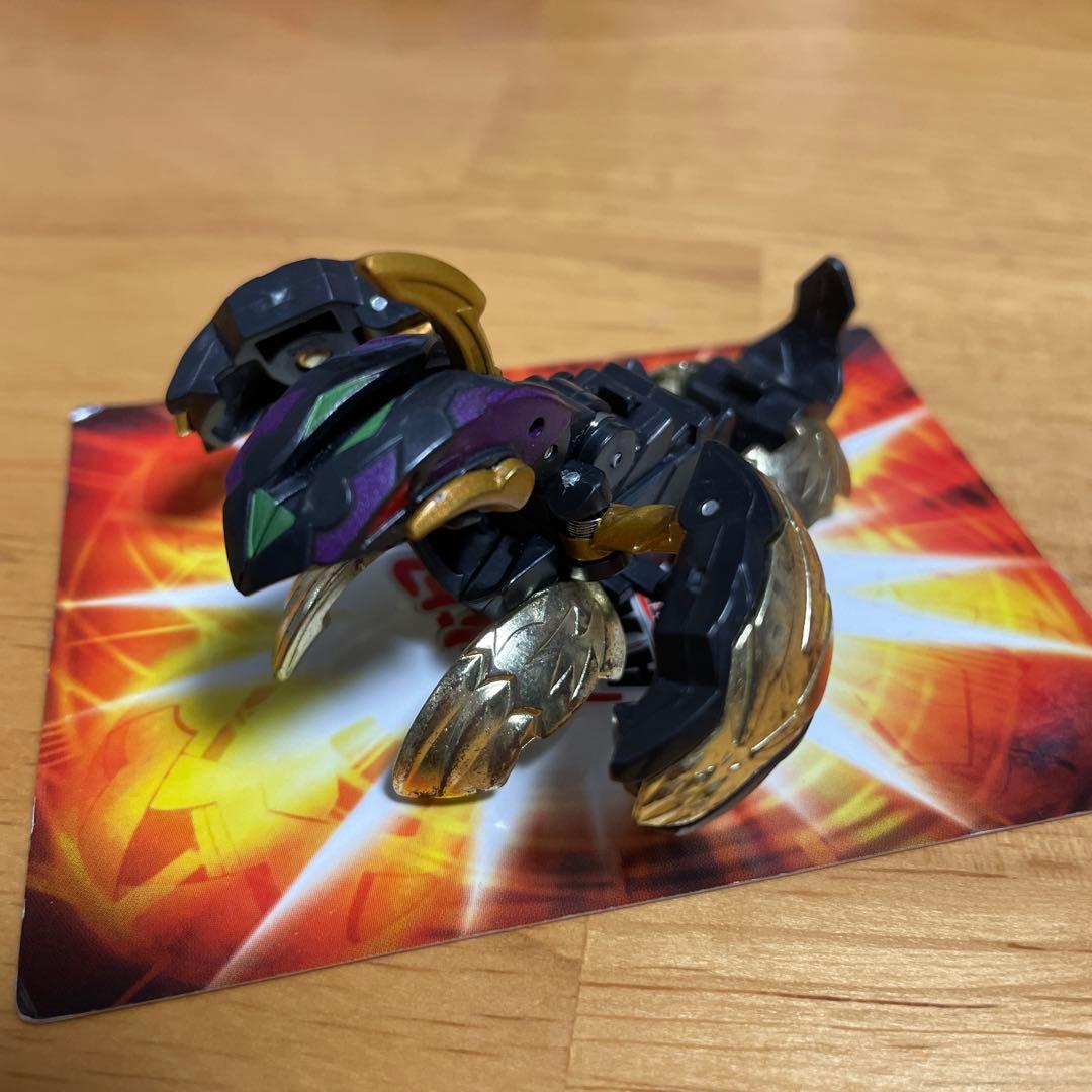 爆丸　BAKUGAN　覇タヴァネル　おまけ有り