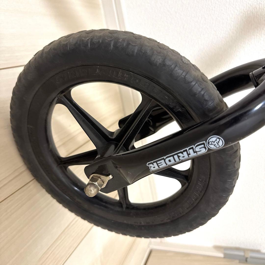 ストライダー　STRIDER スポーツモデル　レッド　12インチ スタンド付